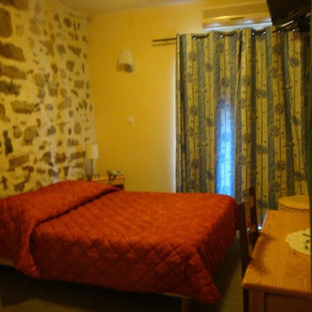Le Bilboquet Hotel Le Puy-en-Velay Phòng bức ảnh