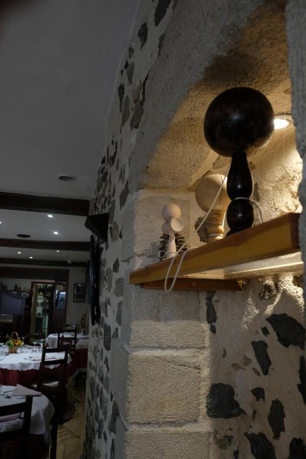 Le Bilboquet Hotel Le Puy-en-Velay Ngoại thất bức ảnh