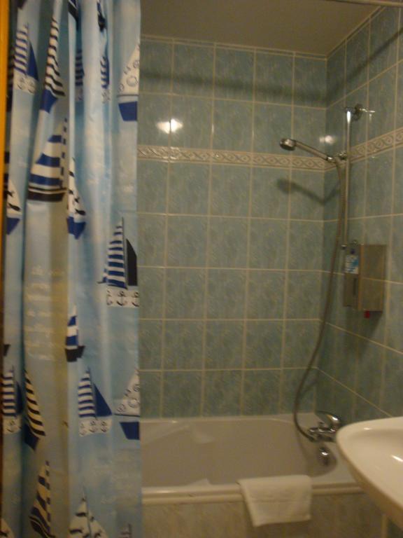 Le Bilboquet Hotel Le Puy-en-Velay Phòng bức ảnh